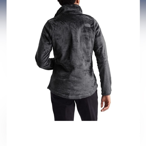 The north face-L-black-pull over, 1/4 zip,L/S, embroidered logo, pocket, jacket. - Picture 2 of 16